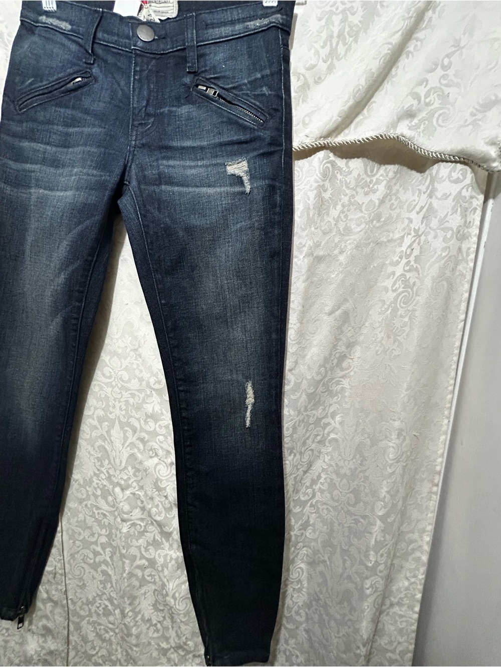 Current/Elliott Dark Blue Skinny Jeans with Zip Pocket Detail